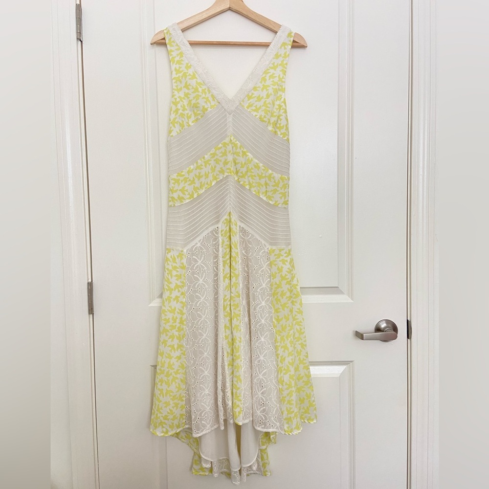 Anthropologie Leifnotes Yellow and Cream Embroidered V-Neck Dress - Size 4